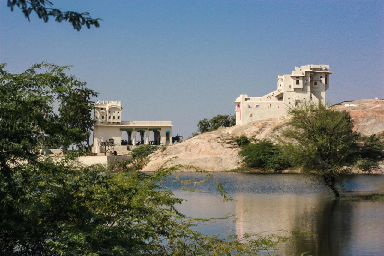 Brij Lakshman Sagar, Pali - Small Luxury Hotels Of The World Raipur  外观 照片