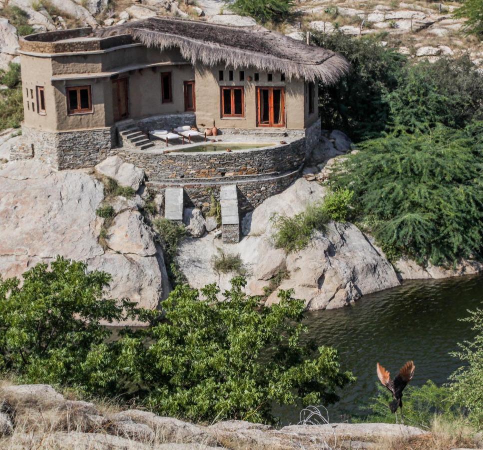 Brij Lakshman Sagar, Pali - Small Luxury Hotels Of The World Raipur  外观 照片