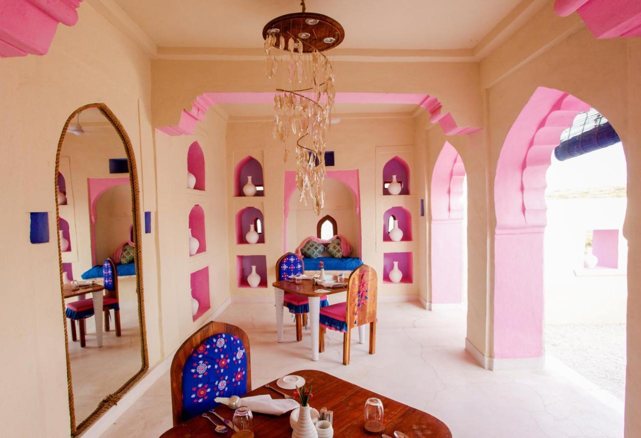 Brij Lakshman Sagar, Pali - Small Luxury Hotels Of The World Raipur  外观 照片